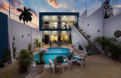 Colonia Centro Villa | Mini-Resort Luxury: Walk Everywhere, Coffee Bar, Ultra WiFi