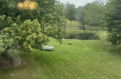 Saylorsburg House | Minutes away from 2 of the best wineries in the Poconos, Hiking trails & Fishing