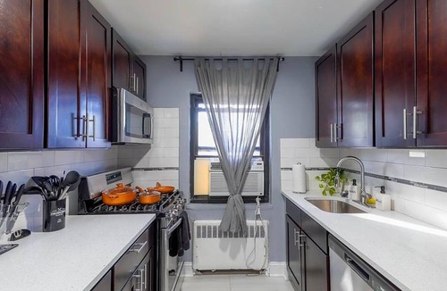 Hasbrouck Heights Apartment | ★Modern Apt 10 min to American Dream Mall! Near NYC & EWR Airport★