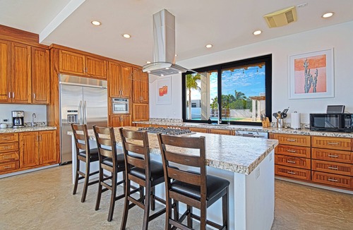 La Ventana House | Modern beachfront 4 bedroom home w/pool and hot tub - South Beach La Ventana