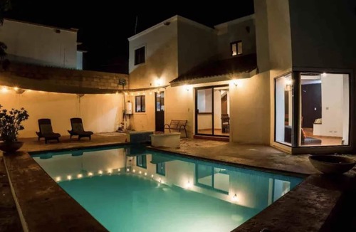 La Paz House | Modern house, downtown location, and private pool