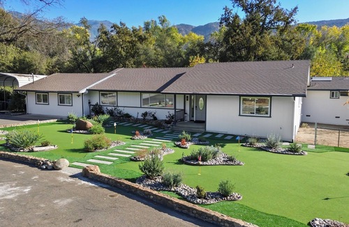 Three Rivers House | Modern Riverfront Retreat w/Arcade, Golf, & Pool Table