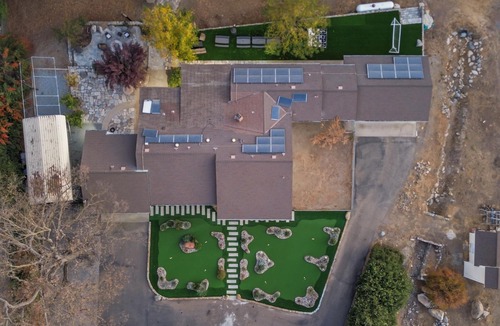 Three Rivers House | Modern Riverfront Retreat w/Arcade, Golf, & Pool Table