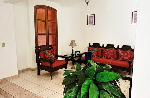 Comala House | Motel ∙ 8 guests