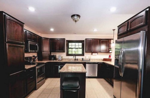 Spring Mills Cabin | Mountain Paradise, Wildlife, Hot Tub| Maple Hill Lodge