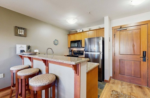 Salt Lake Mountain Resorts Condo | Mountainview Condo with Ski-In/Out Access, Club Solitude Access with Pool & Hot Tub