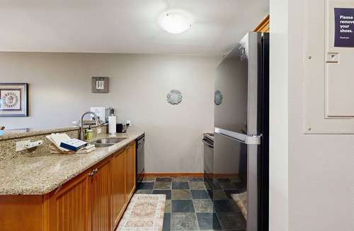 Salt Lake Mountain Resorts Condo | Mountainview Condo with Ski-In/Out Access, Club Solitude Access with Pool & Hot Tub