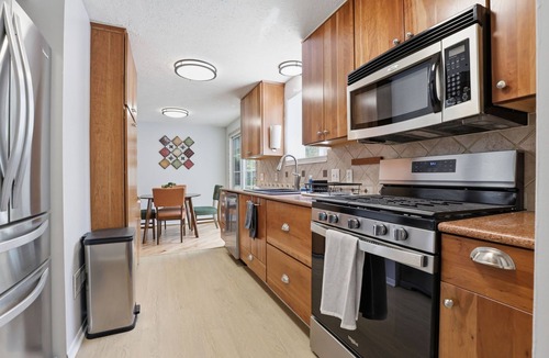 Fredericksburg House | Move-in ready! Mid-term stays only. Utilities included