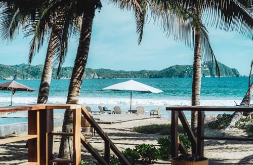 Boca de Iguanas Cabin | AURA LUXURY MASTER VILLA OCEAN FRONT
