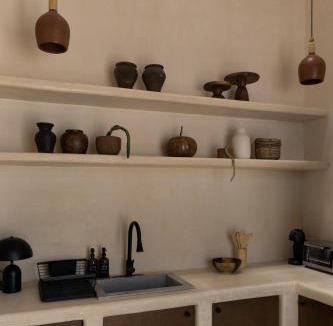 Zona Centro Apartment | Narrativ Lofts - Lira - Mid Century Cozy Retreat
