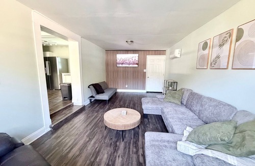 Arlington House | Nest on Newell - Centrally Located