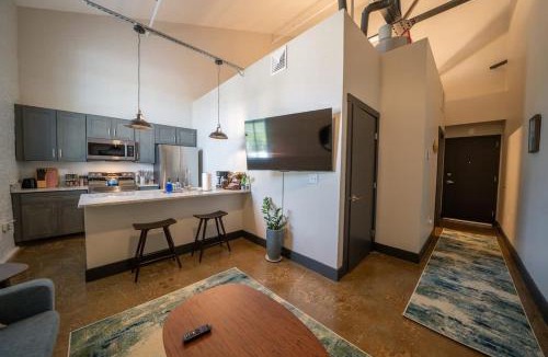 Buchanan Apartment | New 1 Bedroom Apartment Near Brewery - River - Downtown