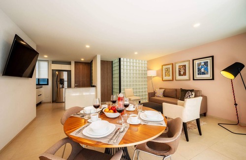 Coyoacan Condo | NEW Equipped Condo w/GYM & Roof