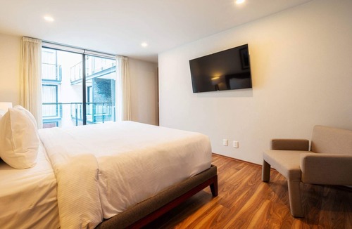 Coyoacan Condo | NEW Equipped Condo w/GYM & Roof