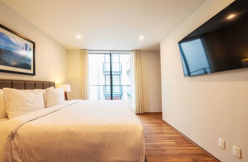 Coyoacan Condo | NEW Equipped Condo w/GYM & Roof