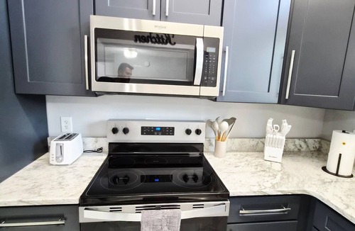 Sandalwood House | New-Fully Remodeled -Atlantic-Beach-Mayo-Town Center
