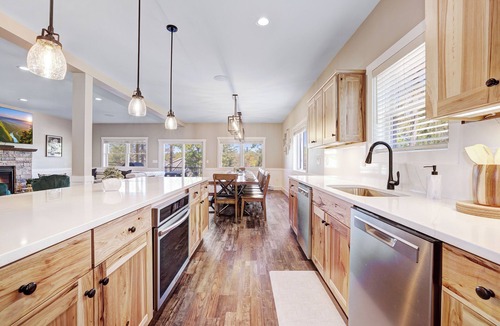 Lake Harmony Estates Ski Chalet | New Luxe! Spacious 9BR, 7.5BA Chalet Sleeps 30, Elevator, EV Charger