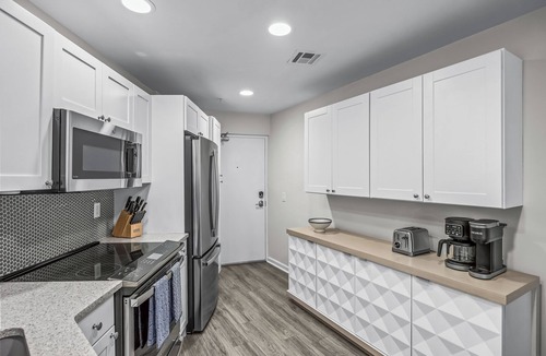Ship Bottom Condo | New! Renovated 2-bedroom condo in Ship Bottom with pool, walkable to beach/shops