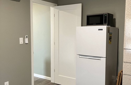 Brighton Beach Apartment | New Studio NYC 45 min by Subway , Brooklyn, Brighton Beach