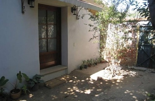 Luis Jimenez Figueroa Cottage | New Vacation Cottage in Historic District 10 Block from Zocalo
