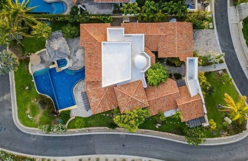 Los Cangrejos II y III House | New Year's Gorgeous 4 Bed Villa in Punta Ballena