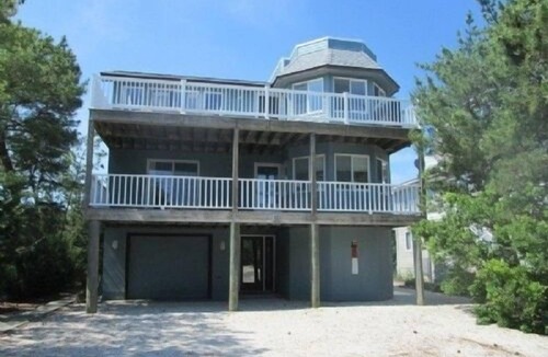 Barnegat Light House | Nice reversed living home, located 3rd from beach in Barneghat Light.