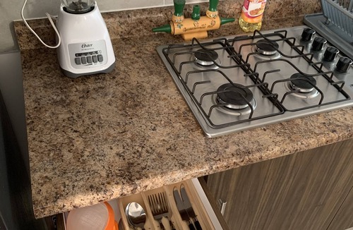 Queretaro Apartment | NUEVO Departamento Wi-Fi - Cocina