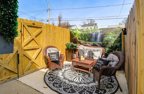 Westfield Apartment | Oasis Hideaway Apt w/Rainforest Shower!