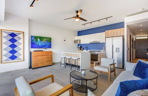 El Caloso Apartment | Oasis Rooftop Pool Ocean Views, Balcony Nr Romantic Zone