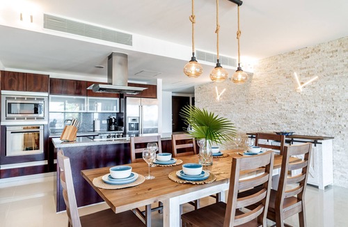 Puerto Juarez Condo | Ocean Front Middle floor bedroom 3 bath sleeps 6