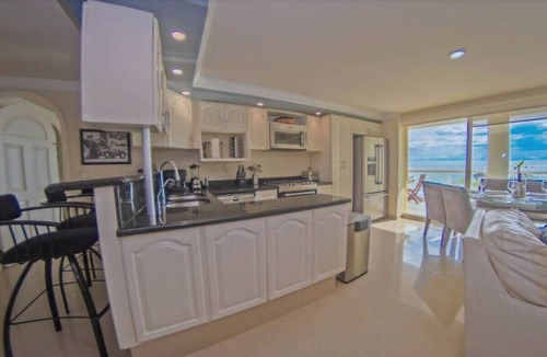 Nuevo Vallarta Apartment | Ocean Front Nuevo 3 Bed!Pool! Sleeps 6! Vela Vista