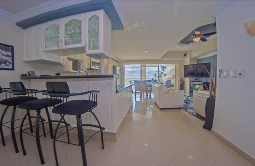 Nuevo Vallarta Apartment | Ocean Front Nuevo 3 Bed!Pool! Sleeps 6! Vela Vista