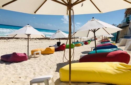 Punta Cancun Apartment | Ocean view suite 2 min walking to Coco Bongo od110