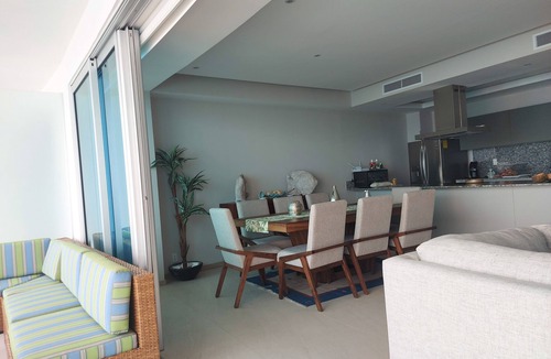 Ixtapa Condo | OCEANFRONT CONDO, RIGHT ON THE BEACH. SPECTACULAR VIEW