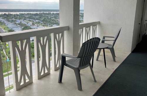 Ormond-by-the-Sea Condo | Oceanfront PENTHOUSE! Large Pool, Private Beach Access! Family Friendly!