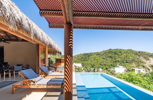 R Villa | Oceanview W/ Theater Room & Exclusive Beach Access