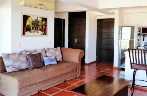 Balcones de Loma Linda Condo | Old Mazatlan Waterfront One Bedroom in the Vue