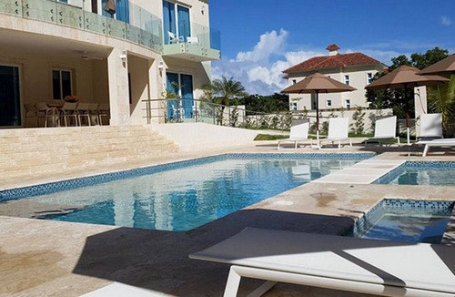Quimixto House | One Bedroom – The Residence Suites