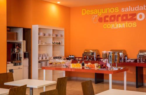 Chihuahua Hotel | One Chihuahua Fashion Mall
