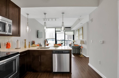 Lenox Apartment | 🍊orange crush🍊