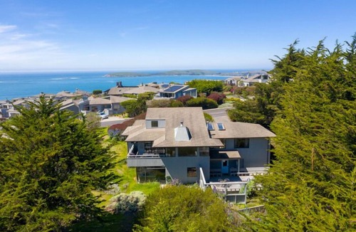 Bodega Bay House | Osprey Retreat - Beautiful views of the coastal hills, & Pt. Reyes, private.