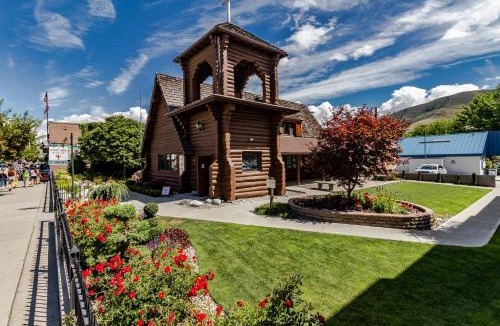 Chelan House | Our View Point