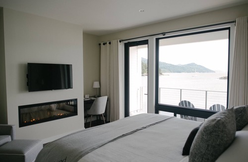 Eastsound Hotel | Outlook Inn