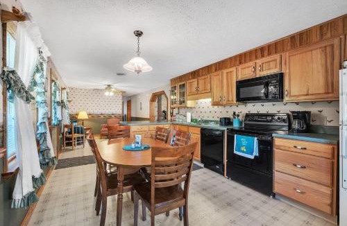 Seneca Rocks House | Panoramic Paradise - Best View of Seneca Rocks