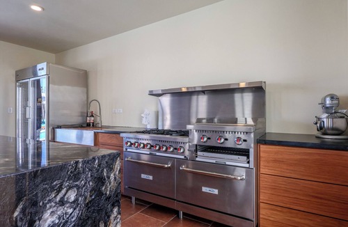 Las Conchas House | Paz del Mar 30: Luxury 8 Bedroom Heated Pool, Private Chef & Housekeeping