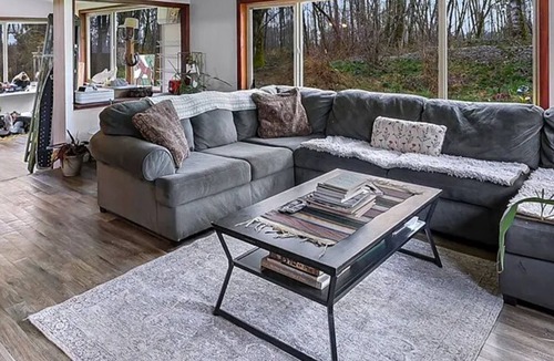 Everson House | Peaceful 1-bedroom farmhouse in delightful Everson perfect for relaxing