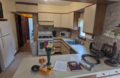 Ironia House | Peaceful 3 BR ranch in rural Chester Take a break and unwind at our oasis.