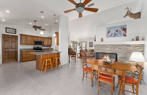 Morriston House | Peaceful and confortable 3/2 house in a Horse Farm