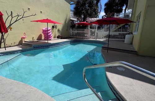 Cocoa Beach Villa | Penguins on the Beach 2BR Steps to Beach & Downtown w/pool Unit 5