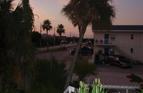 Cocoa Beach Villa | Penguins on the Beach 2BR Steps to Beach & Downtown, pool, Unit 7